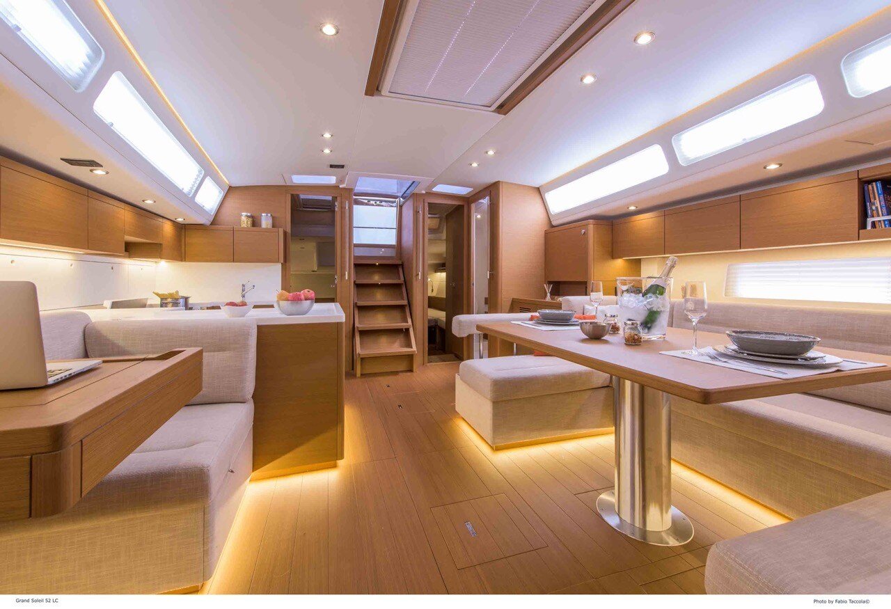Grand Soleil 52 Long Cruise Interior