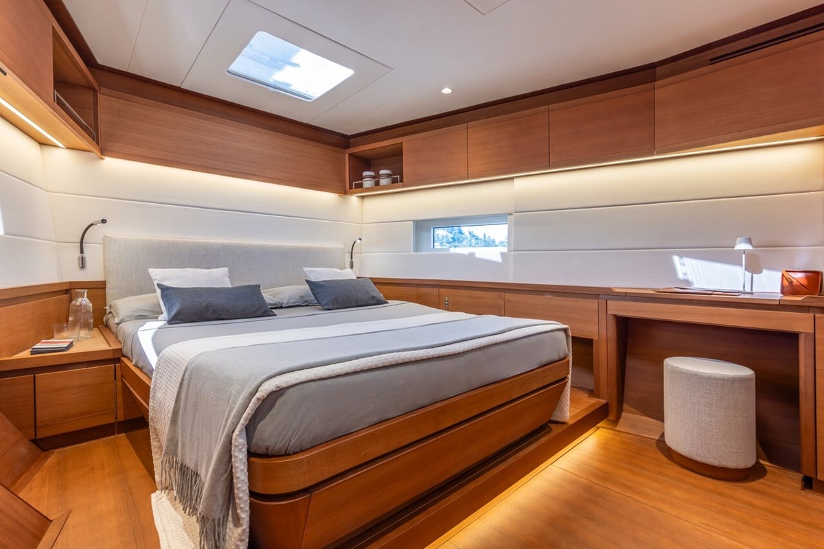 Grand Soleil 65 Long Cruise master cabin