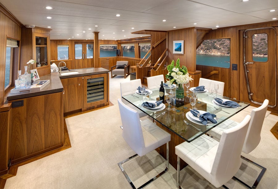 Offshore-87-Dining-1